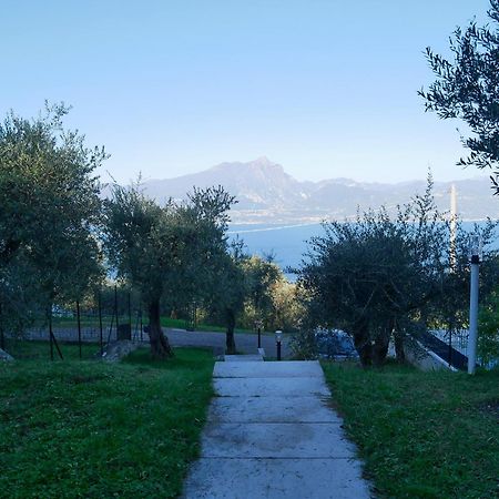 Apartmán Redhouse Benaco Torri Del Benaco Exteriér fotografie