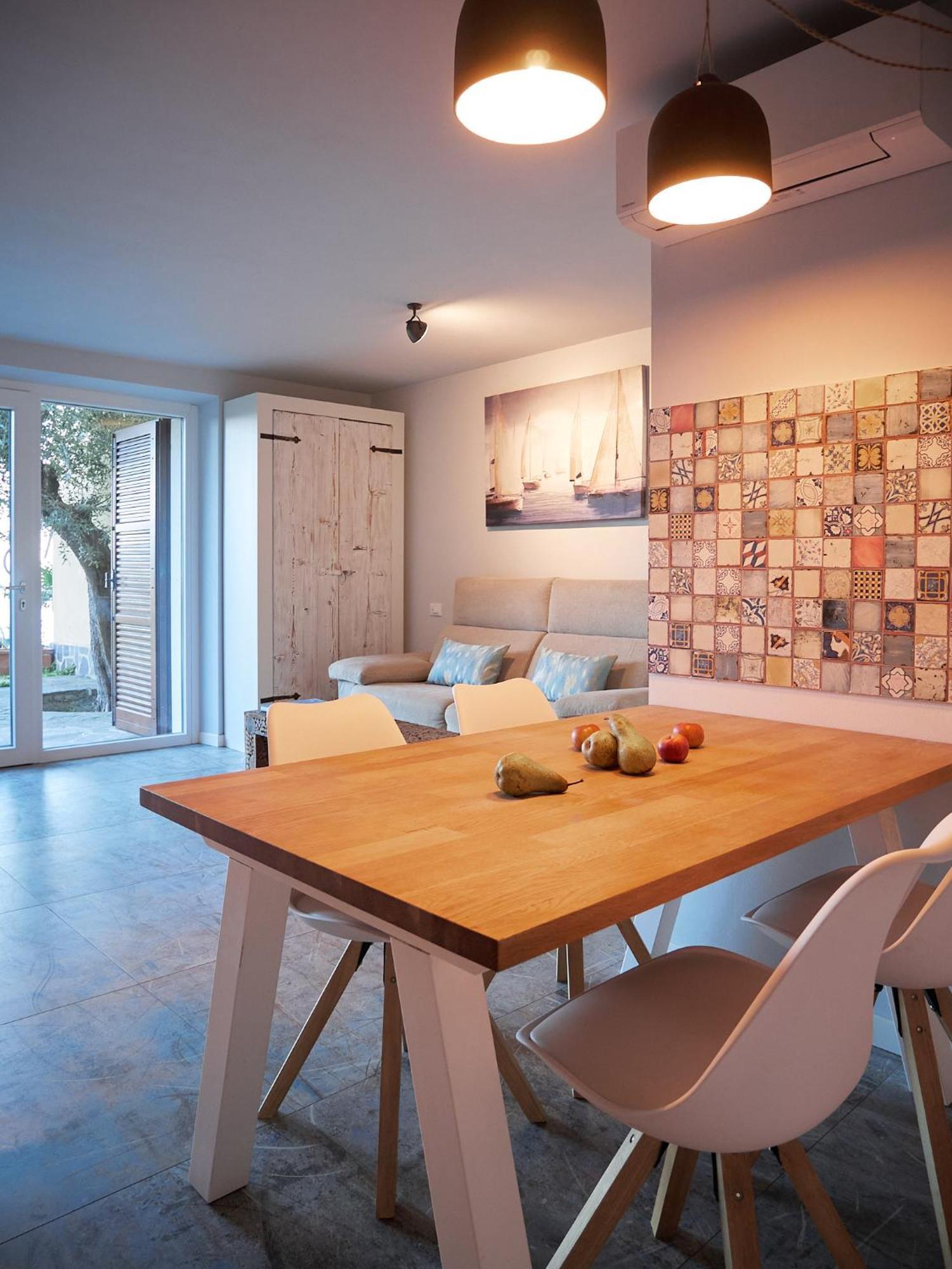 Apartmán Redhouse Benaco Torri Del Benaco Exteriér fotografie