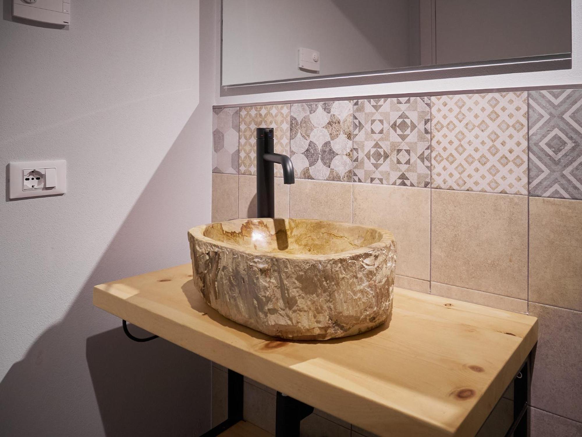 Apartmán Redhouse Benaco Torri Del Benaco Exteriér fotografie